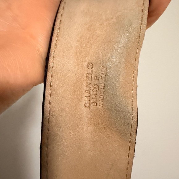 CHANEL Navy Leather Belt with Silver-Tone Logo Buckle - Picture 3 of 4